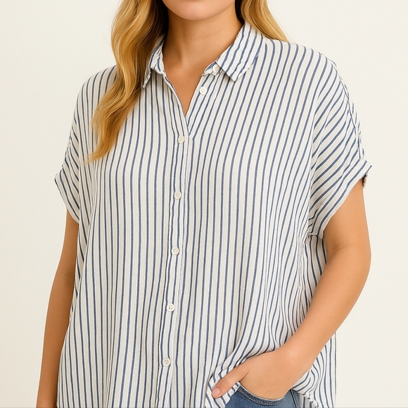 💙 Madewell Oversized Short Sleeve Button Up Blouse Pin Striped 100% Viscose Flo - Picture 1 of 10